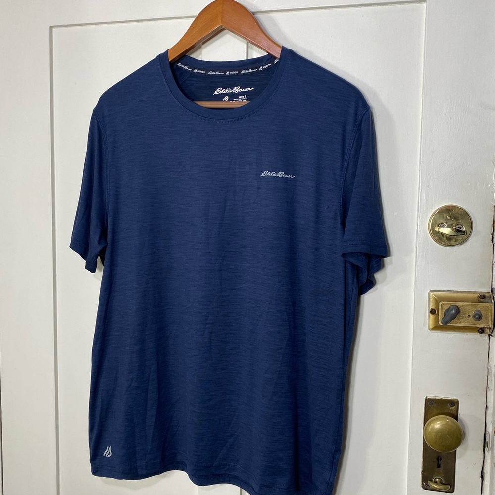 Eddie Bauer FreeDry Blue Short Sleeve Crewneck Shirt L